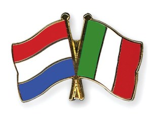 Flag-Pins-Netherlands-Italy_600x600